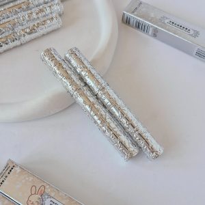 رژلب سلطنتی مات